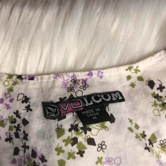 Volcom - White Floral V-Neck Green Waist Tie Y2K Tank - Picture 4 of 4